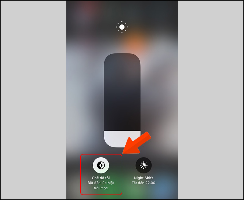 Chọn biểu tượng Chế độ tối để bật hoặc tắt.